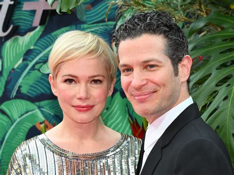 thomas kail wife|Michelle Williams and Thomas Kail Have Stylish Date .